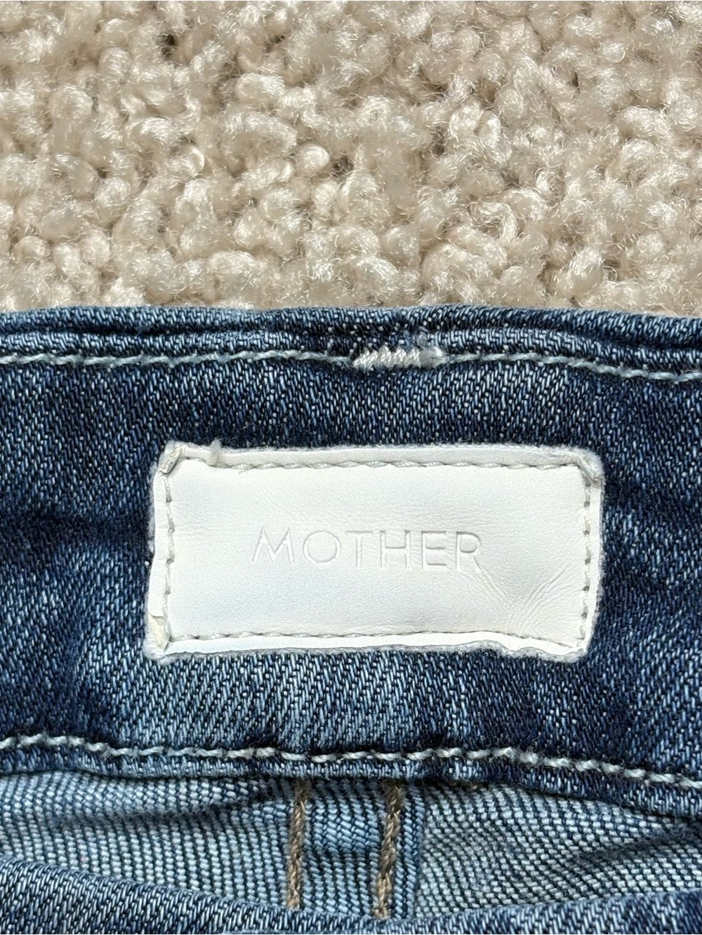 Mother High Waisted Looker Crop - Picture 6 of 7